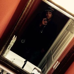 Meet your Posher, Aaron